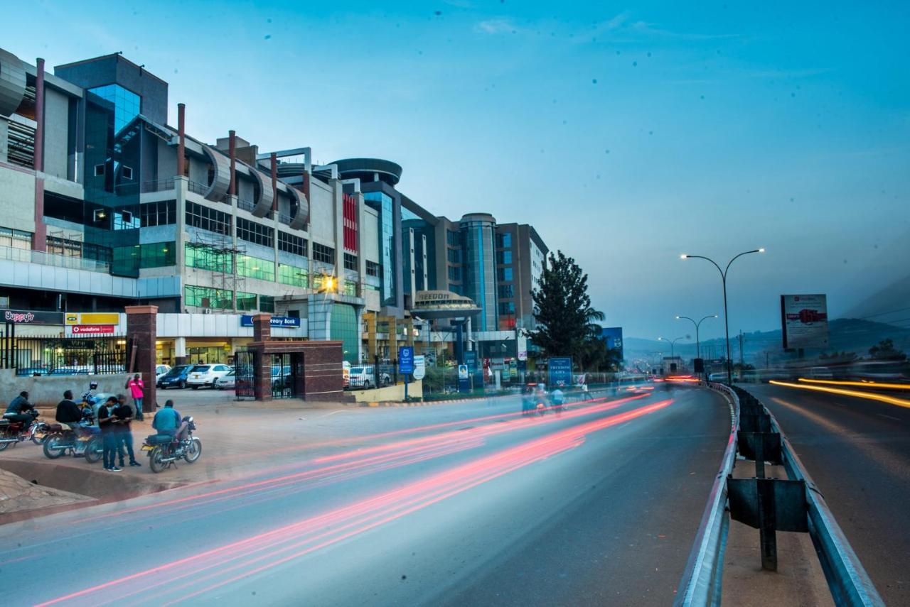 Freedom City Hotel Najjanankumbi Kamapala Καμπάλα Εξωτερικό φωτογραφία